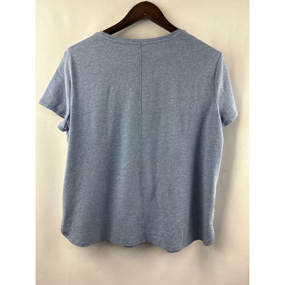 Women’s Chico’s Misty Blue V-Neck Short Sleeve Shirt - Picture 3 of 5